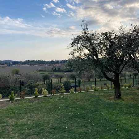 Redhouse Pesina * Costermano