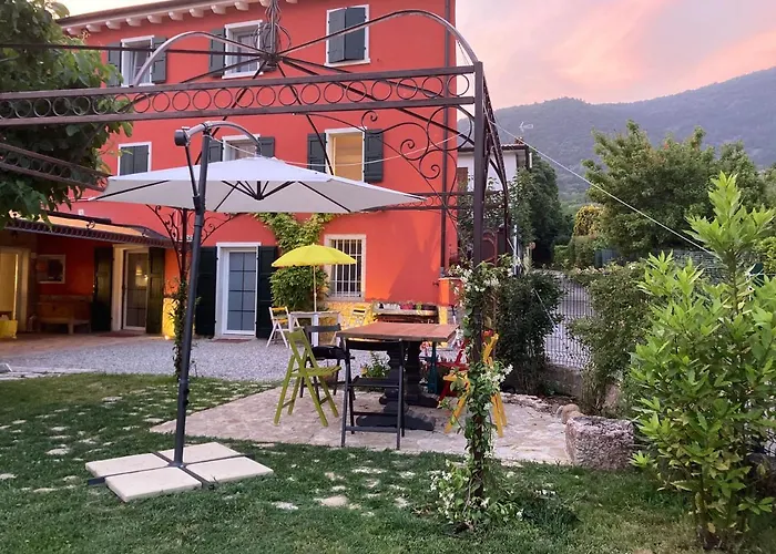 Ferienhaus Redhouse Pesina Costermano sul Garda