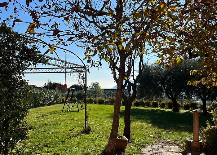 Redhouse Pesina * Costermano sul Garda