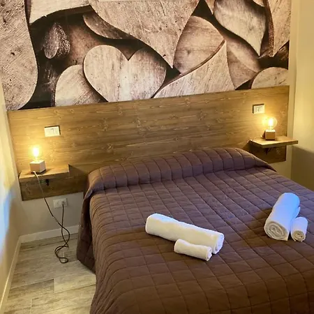 Redhouse Pesina Дом отдыха *