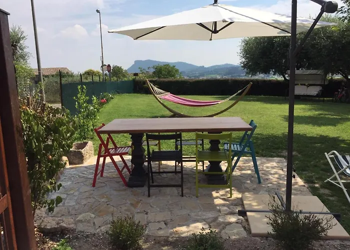 Ferienhaus Redhouse Pesina