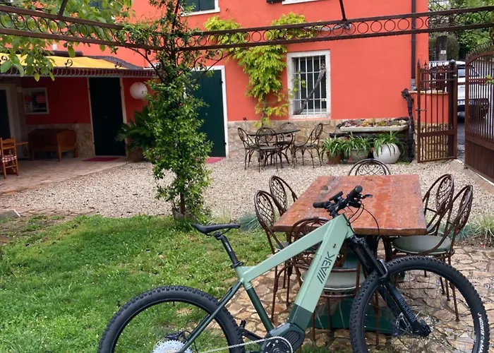 Redhouse Pesina Costermano sul Garda