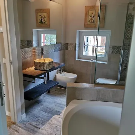 Redhouse Pesina Ferienhaus *