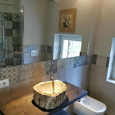 Redhouse Pesina