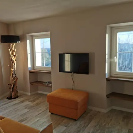 Redhouse Pesina Holiday home