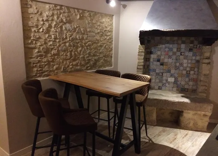 Дом отдыха Redhouse Pesina Костермано