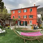 Redhouse Pesina * Costermano