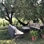Redhouse Pesina * Costermano