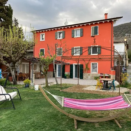 Redhouse Pesina * Costermano